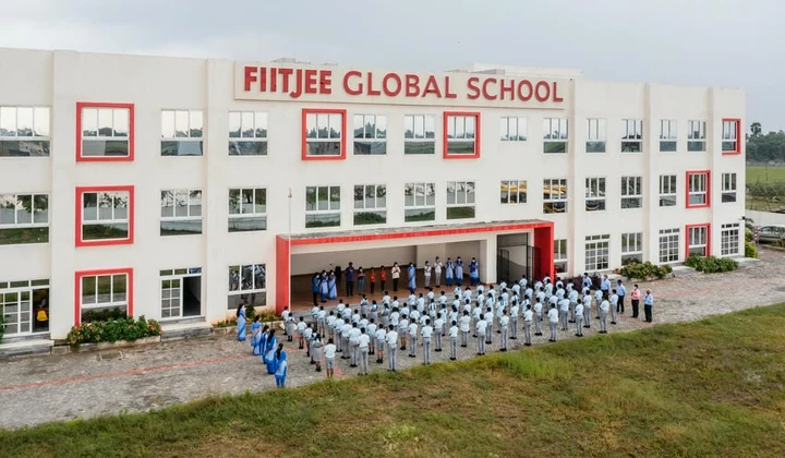 FIITJEE School real web photo